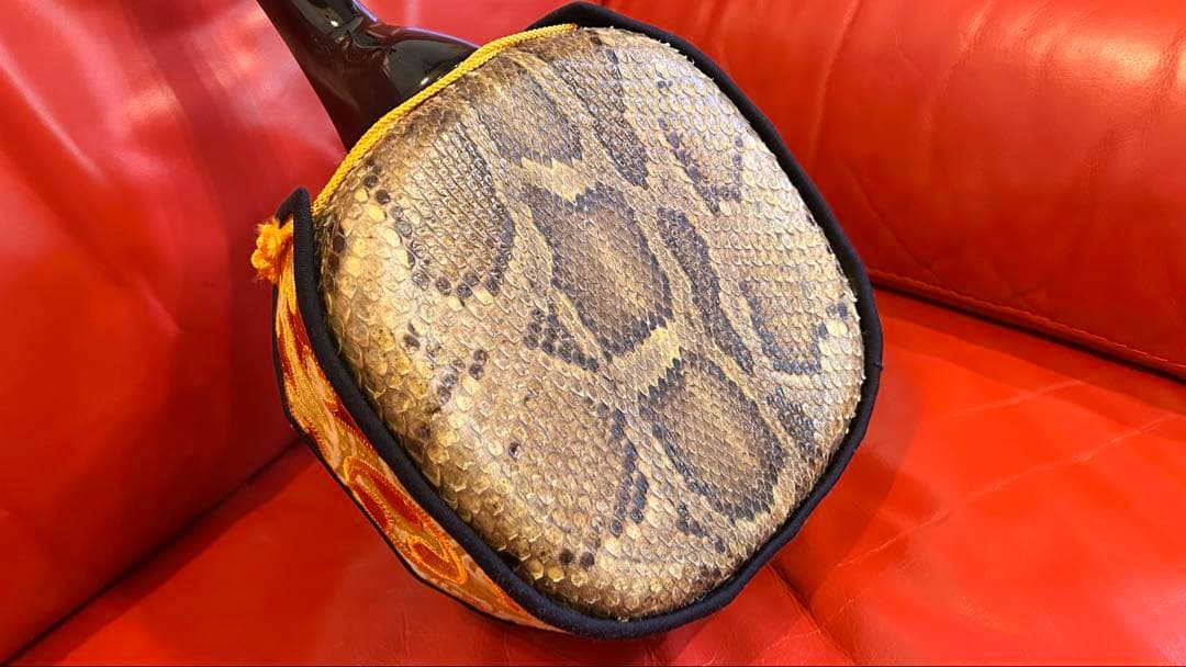 パールさん専用！【ジャンク】奄美 蛇皮三味線本体 3弦 角型おまけ付き