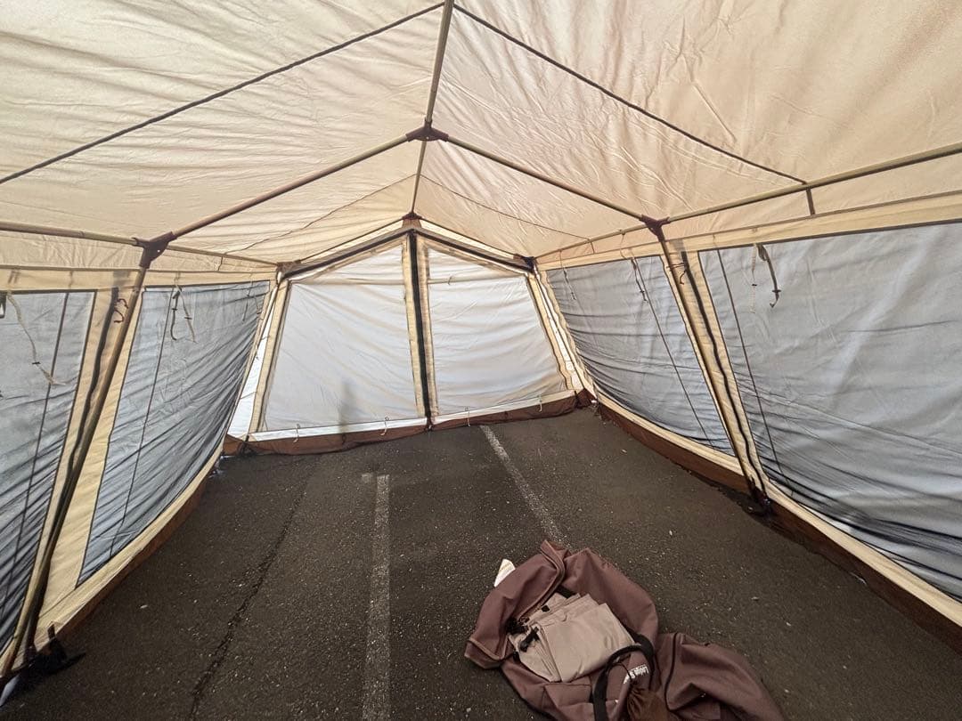 迅速の⭐︎けぇロッジシェルターT/C ポールのみ