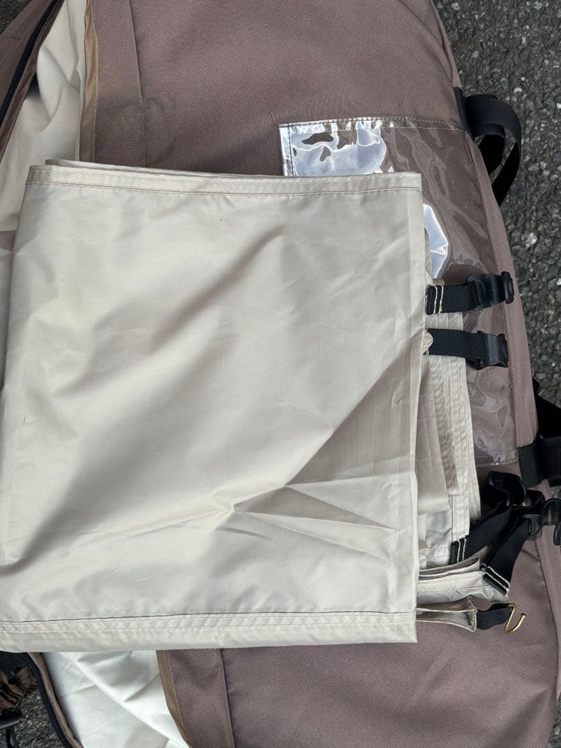 迅速の⭐︎けぇロッジシェルターT/C ポールのみ