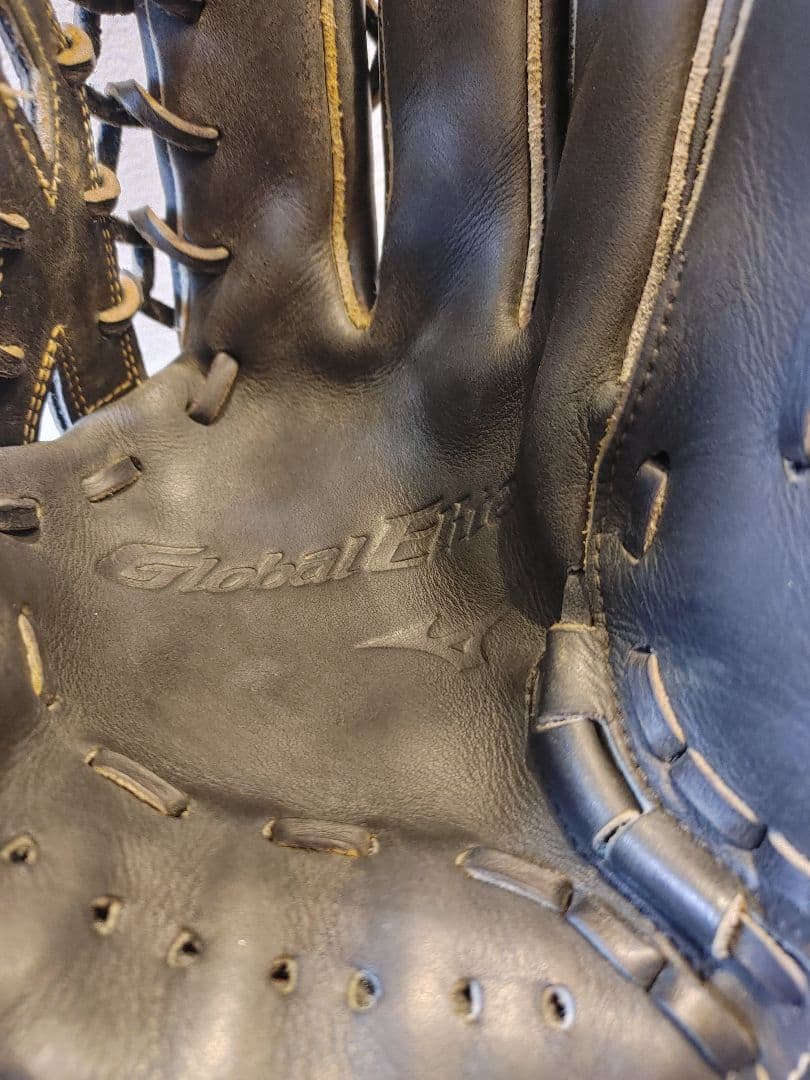 本日価格　ミズノ　グローバルエリート　外野　軟式　13000→10000