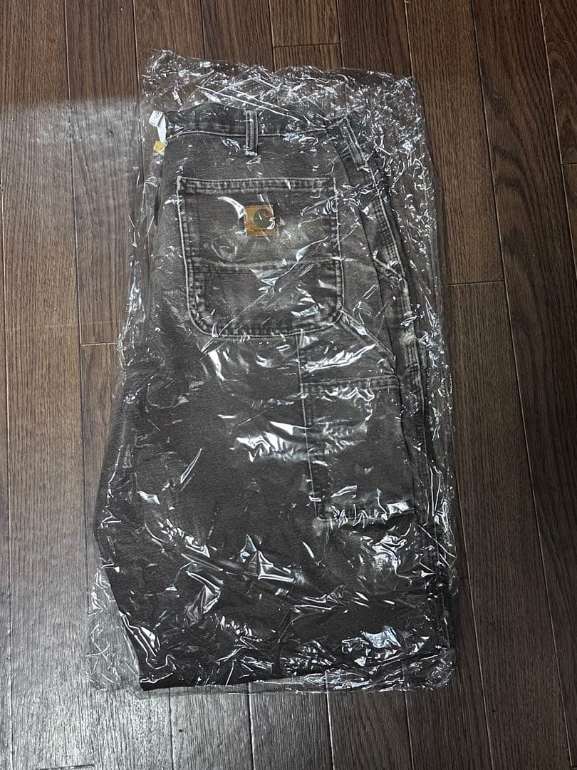 カーハート　ダークブラウン　ダックパンツ　ペインターパンツ　ワークパンツ　ペンキ