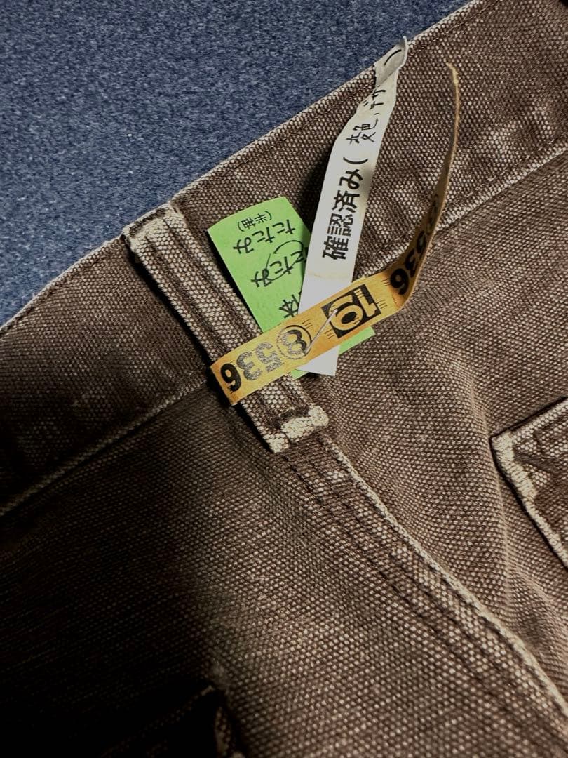 カーハート　ダークブラウン　ダックパンツ　ペインターパンツ　ワークパンツ　ペンキ