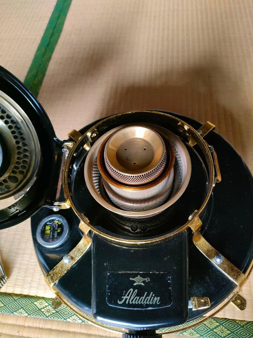 アラジン 石油ストーブ　ALADDIN