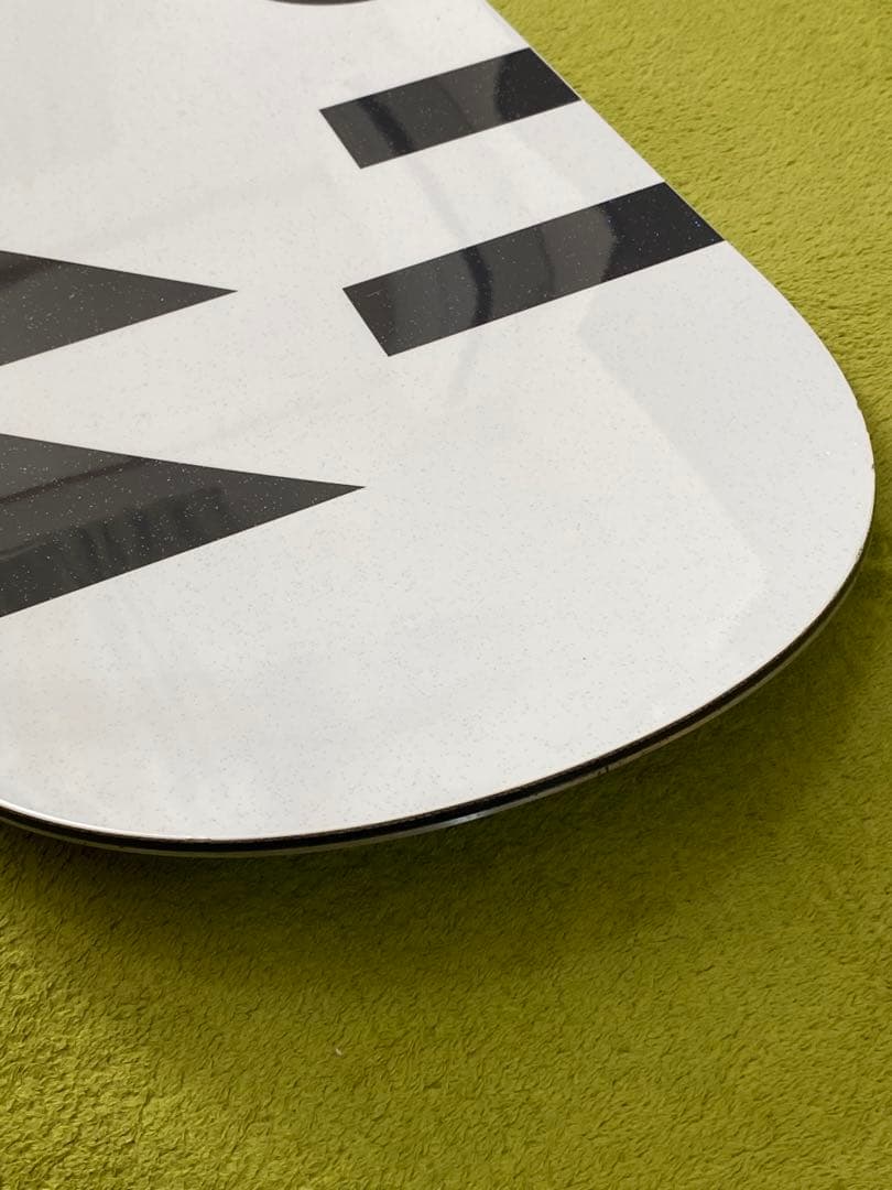 【値下げ】【中古】【美品】death label スノーボード　136