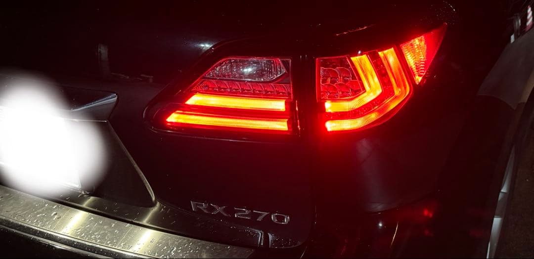 LEXSUS RX270 10系テールランプ 流れるLED