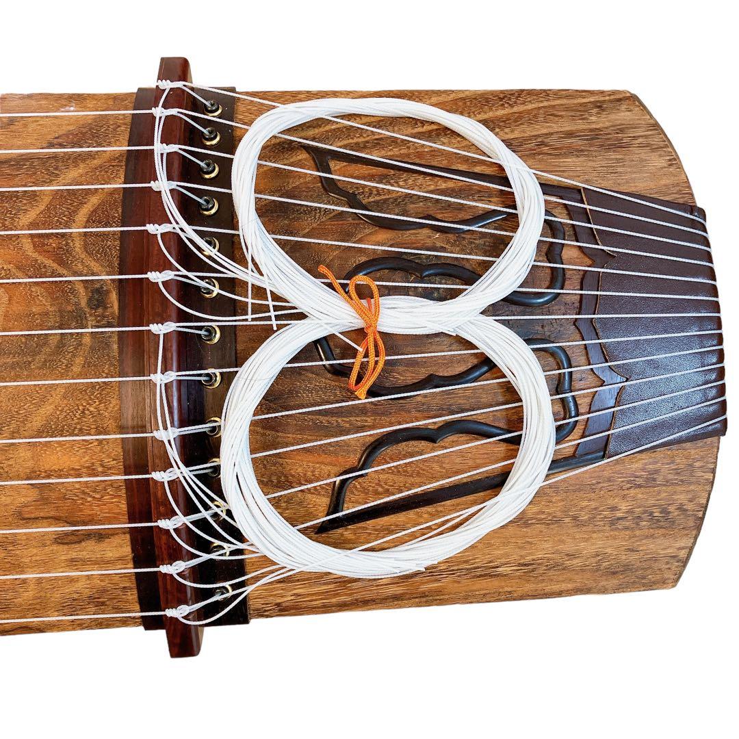 高級琴 箏 13弦 くり甲 綾杉彫り 柏葉 山田流琴 四分六板 楽器