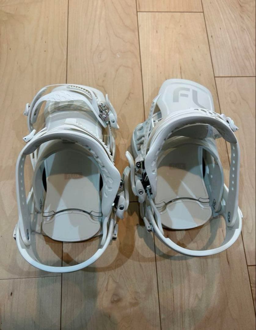 FLUX XF Mサイズ　ホワイト