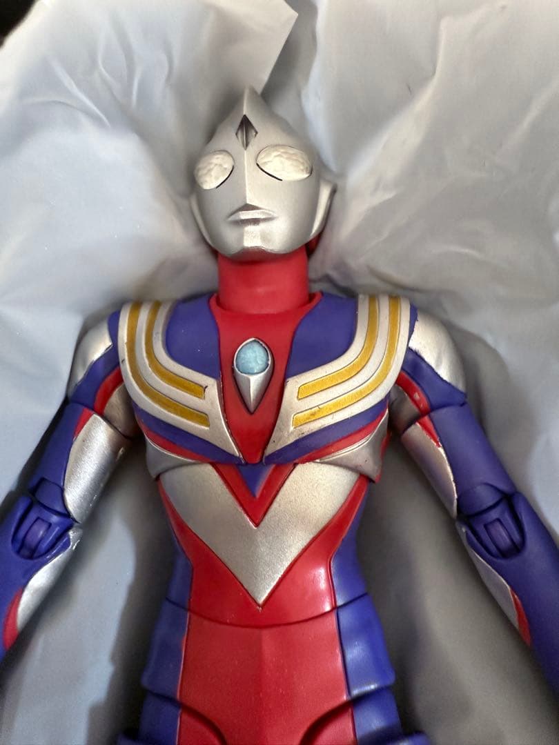 S.H.Figuarts 真骨彫 ウルトラマンティガ マルチタイプ