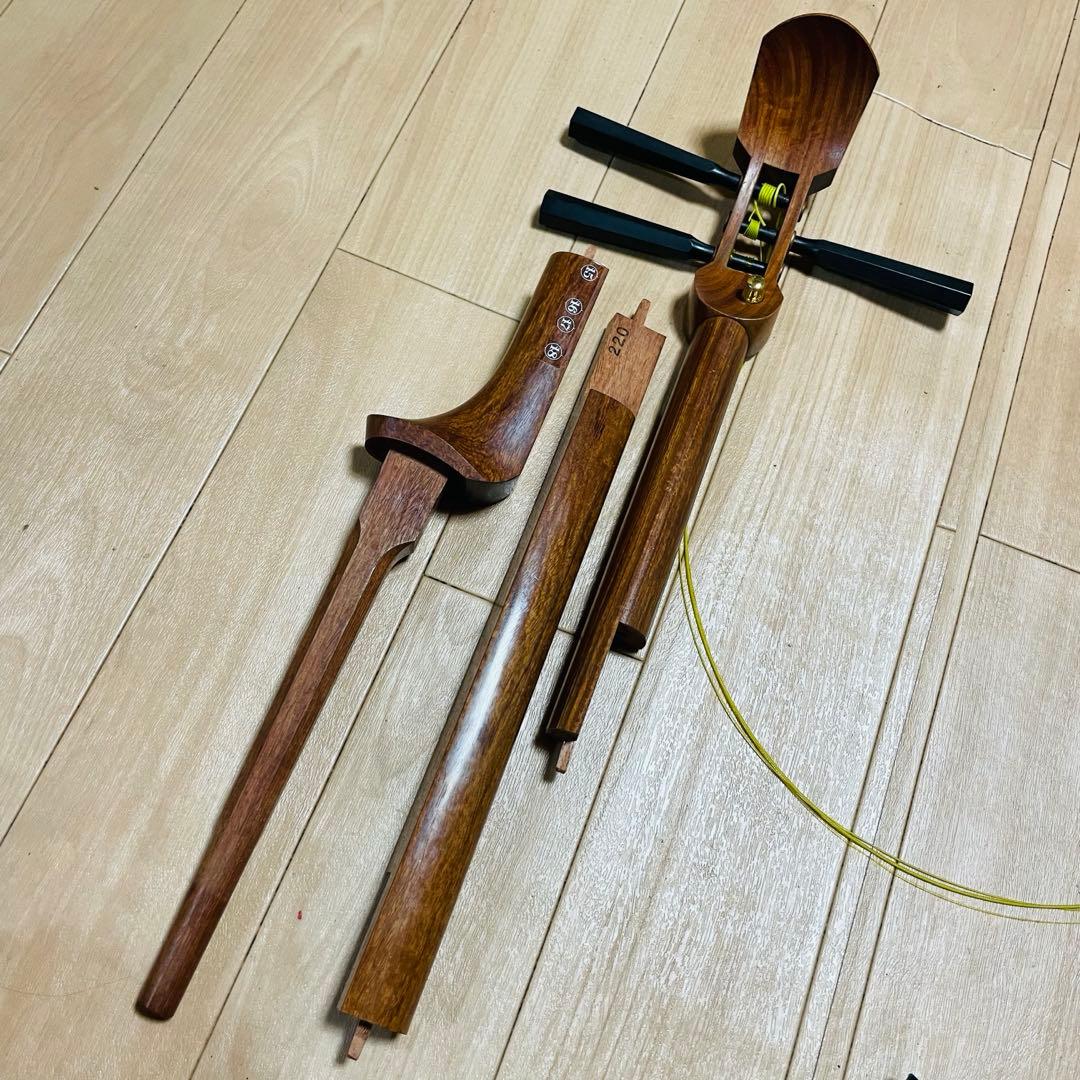 三味線　花梨　中棹　バチ ハードケース付き