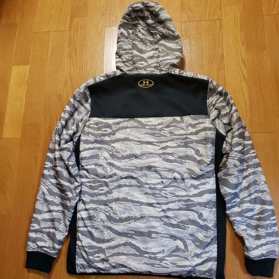 Under Armour 迷彩ジャケット フード付き