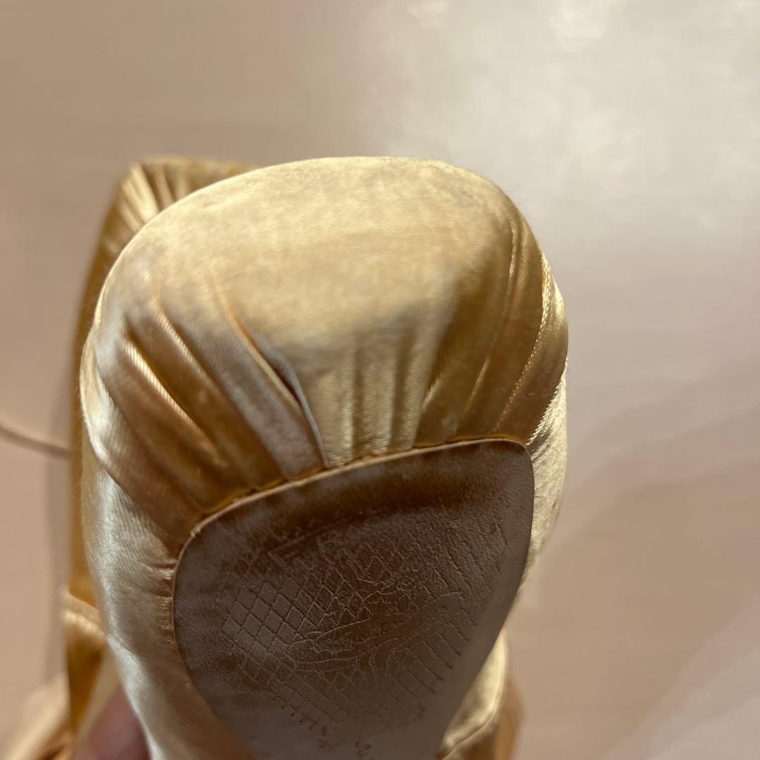 フリード　トウシューズ　クレフマーク（ト音記号）　5x