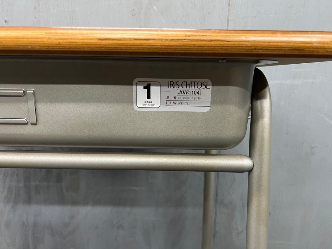 1734◆格安配送地域あり◆チトセ製◆学童机・椅子3組(旧JIS1号)学校学習塾