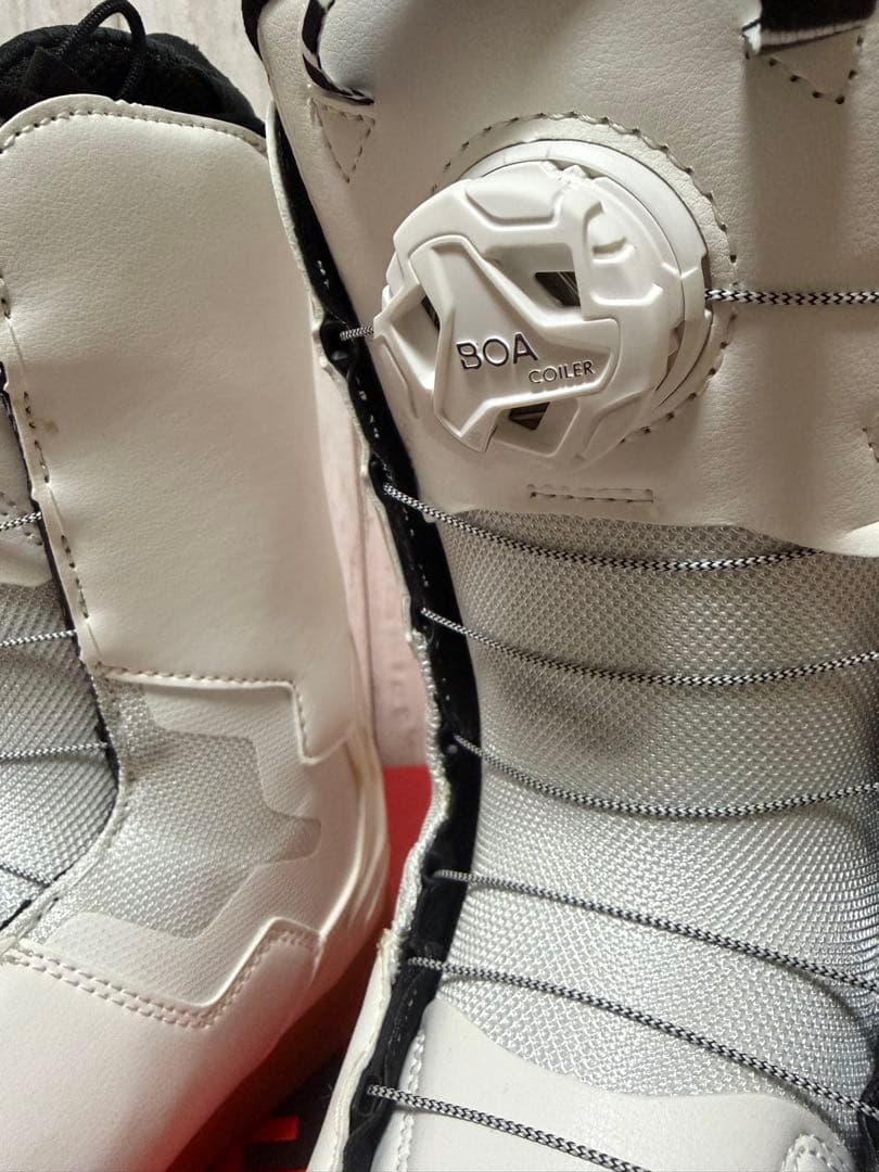 DEELUXE ID DUAL BOA 24-25モデル 23㎝