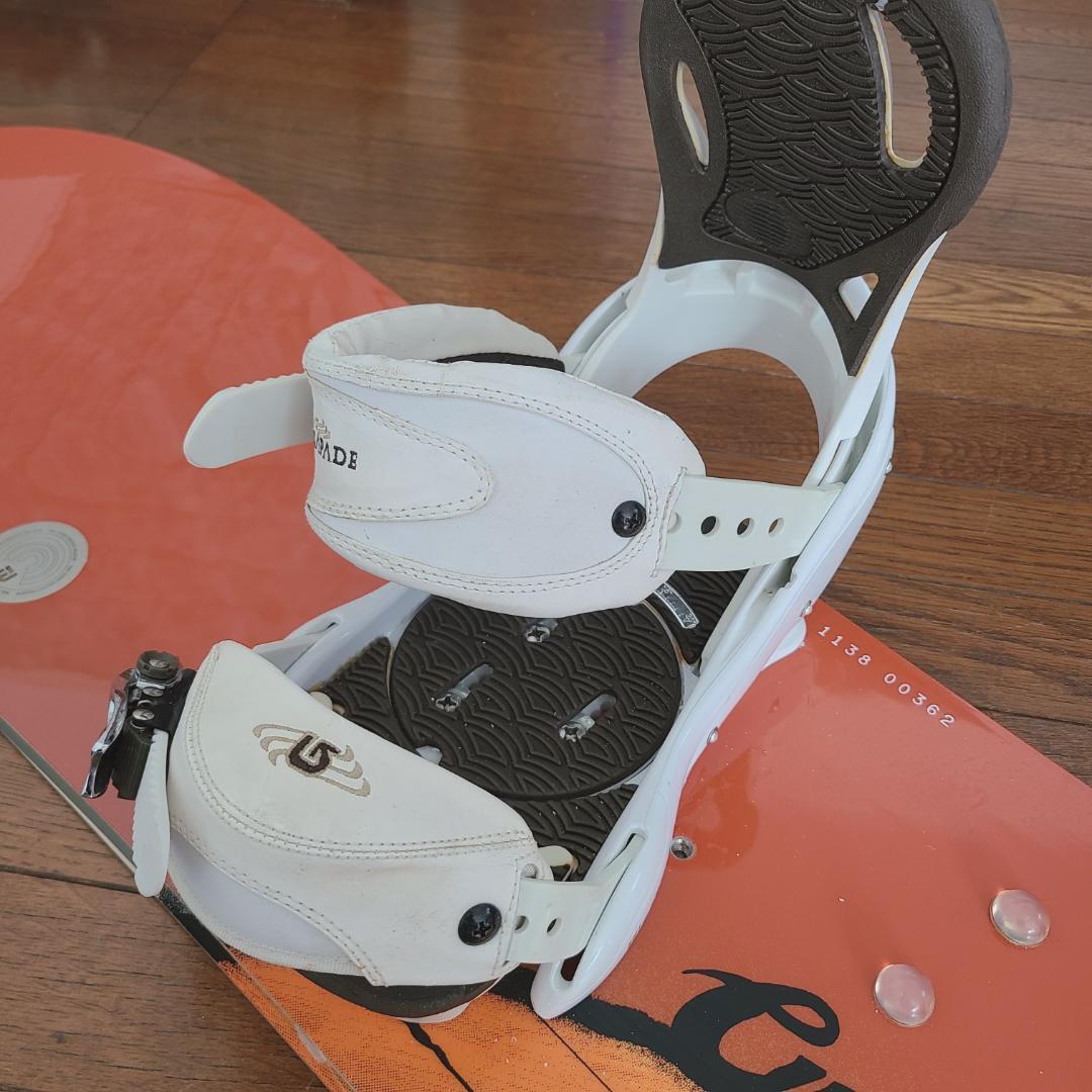 Burton CUSTOM バートン カスタム 144ｃｍ　レディース