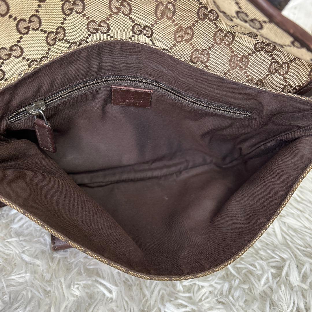 GUCCI ウエストバッグ　GGキャンバス　ウエストポーチ　ブラウン　レザー