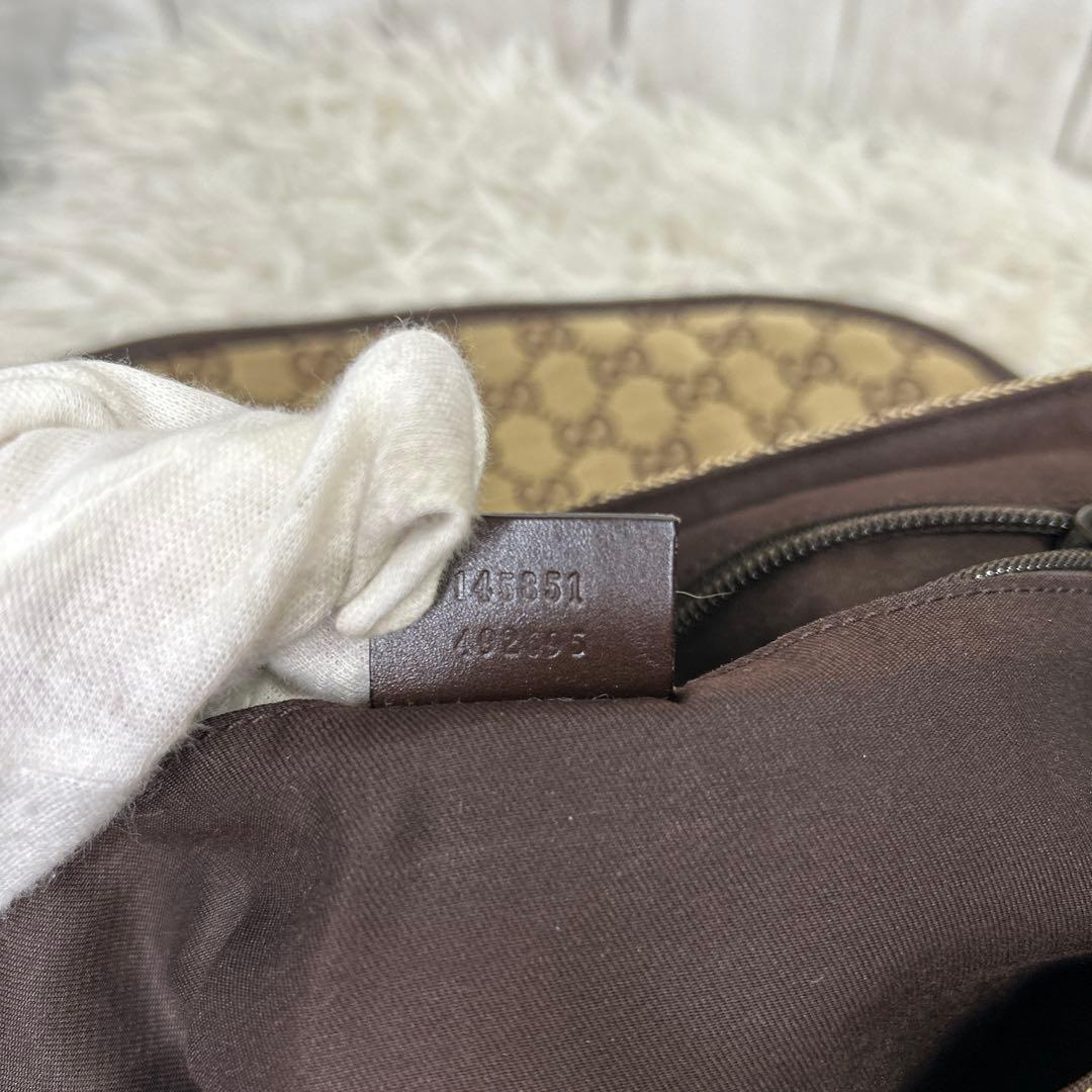 GUCCI ウエストバッグ　GGキャンバス　ウエストポーチ　ブラウン　レザー