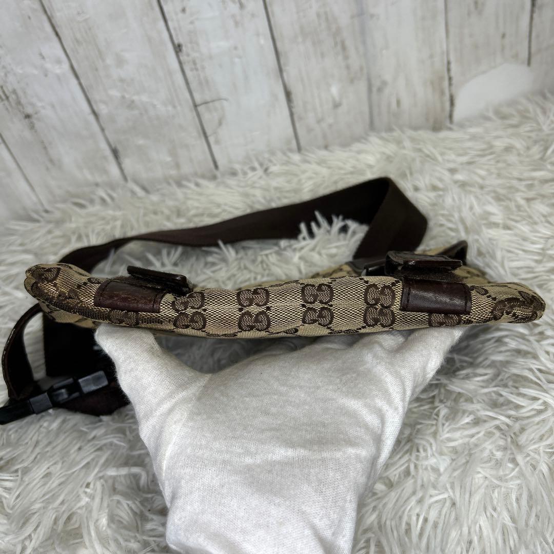 GUCCI ウエストバッグ　GGキャンバス　ウエストポーチ　ブラウン　レザー