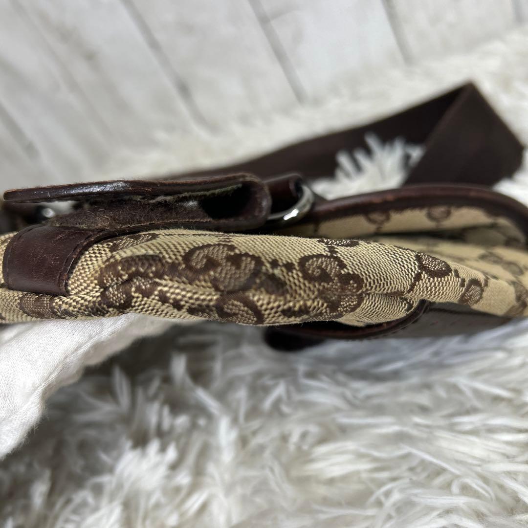 GUCCI ウエストバッグ　GGキャンバス　ウエストポーチ　ブラウン　レザー