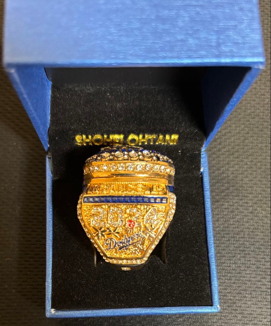 大幅値下⭐️非売品⭐️大谷翔平チャンピオンリング&ワールドチャンピオンミニトロフィー
