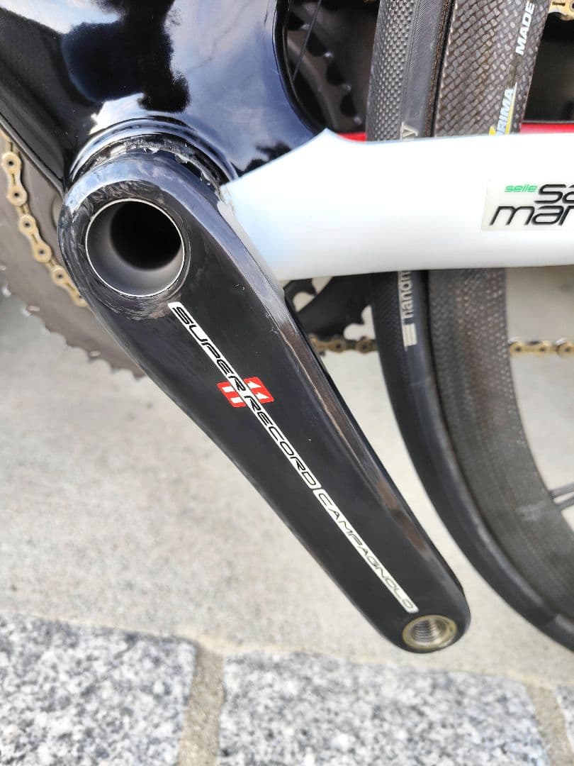 【ホイール無】ロードバイク　ピナレロドグマ2014モデル カンパニョーロコンポ