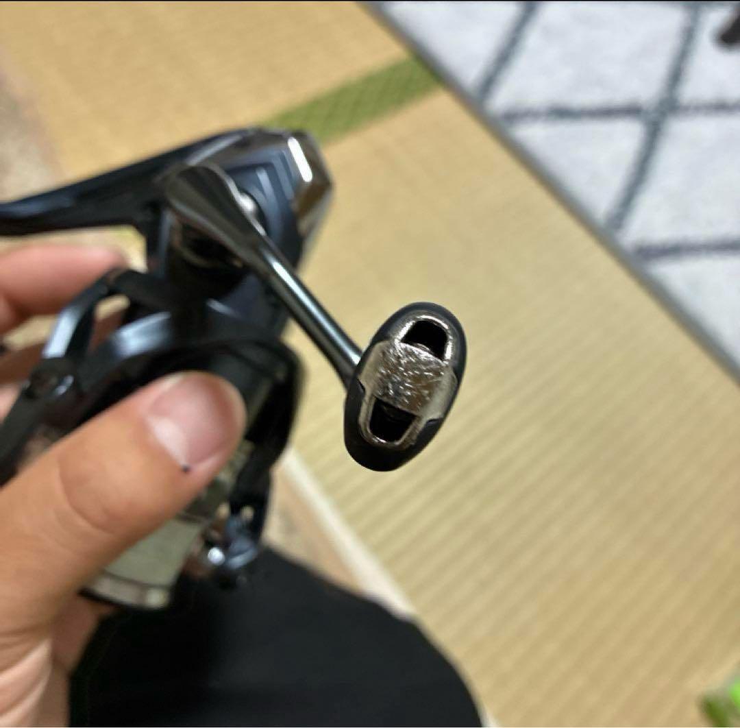 シマノ　ミラベル2500S 【新品】ゴメクサクリールスタンド付き