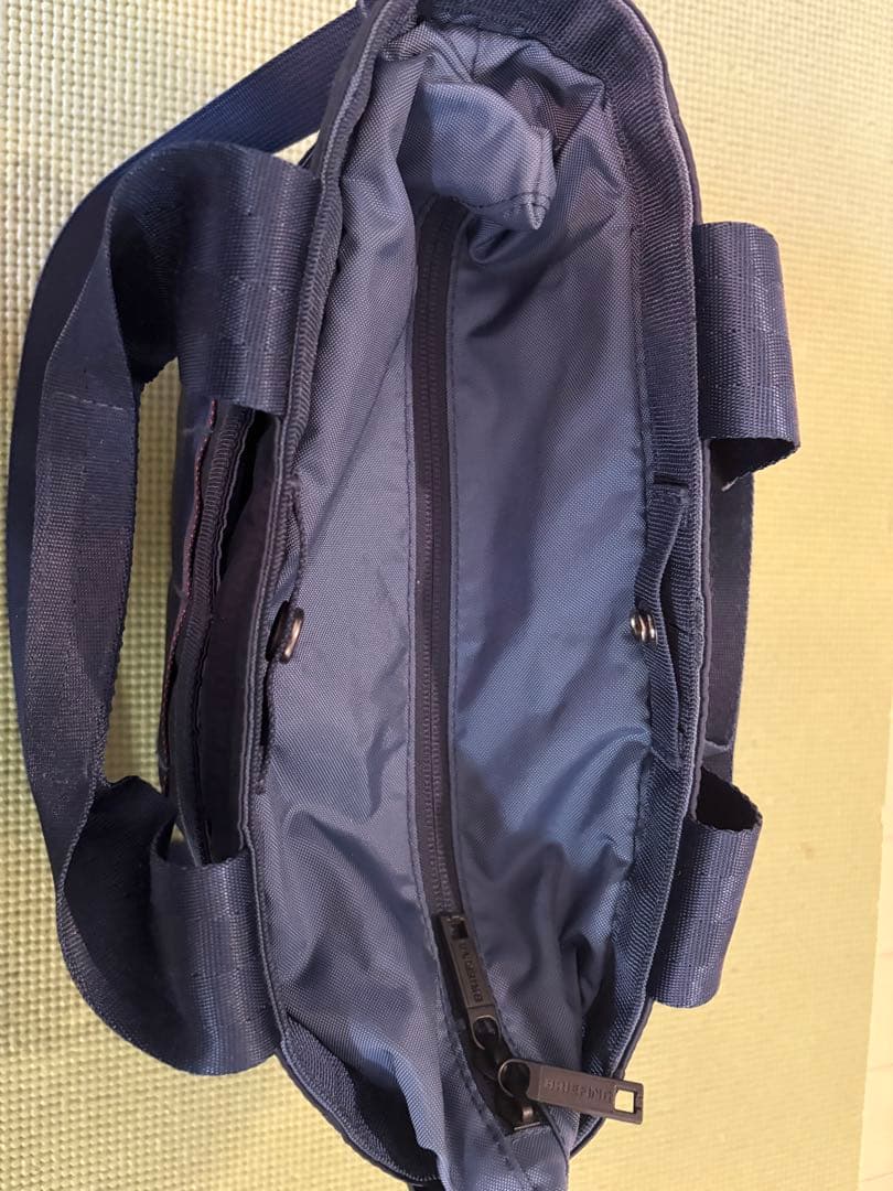 BRIEFING ネイビー トートバッグ