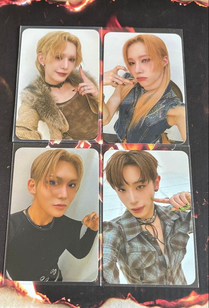 XLOV DAILYDUCK トレカ4枚セット