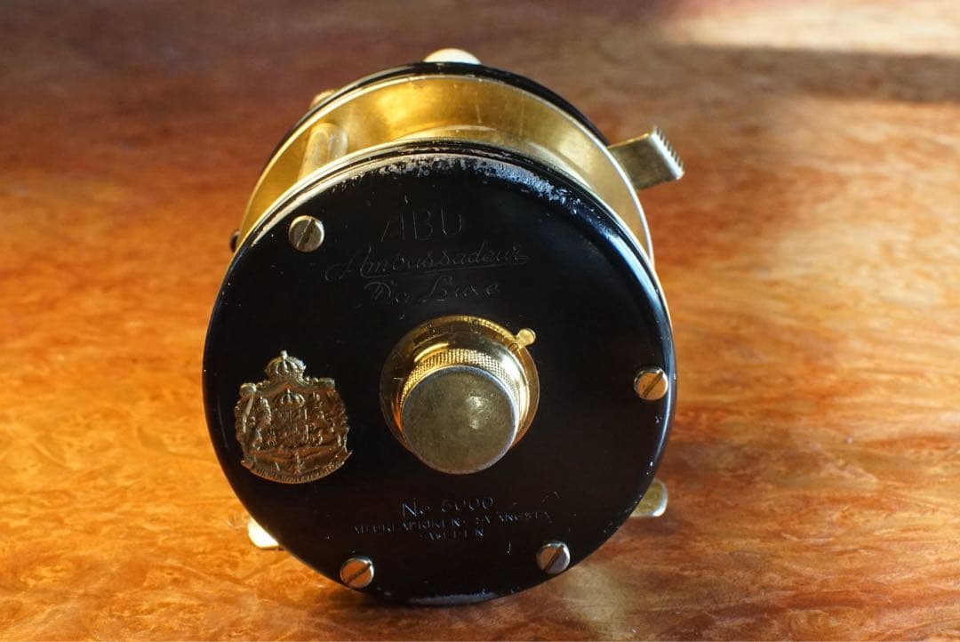 ABU アンバサダー 5000 デラックス メンテ済 フレーム修正済 - メルカリ