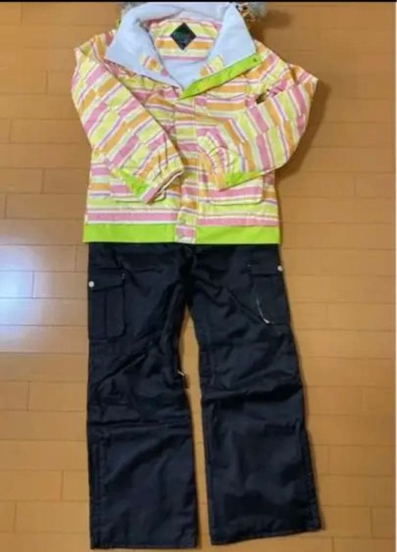 【本日までラストSALE】新品☆スノーボードウェア上下