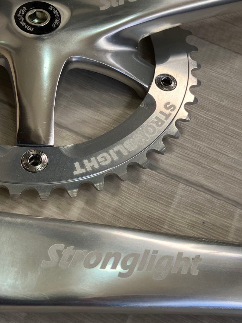 STRONGLIGHT Track 2000 ピストクランクセット　W130