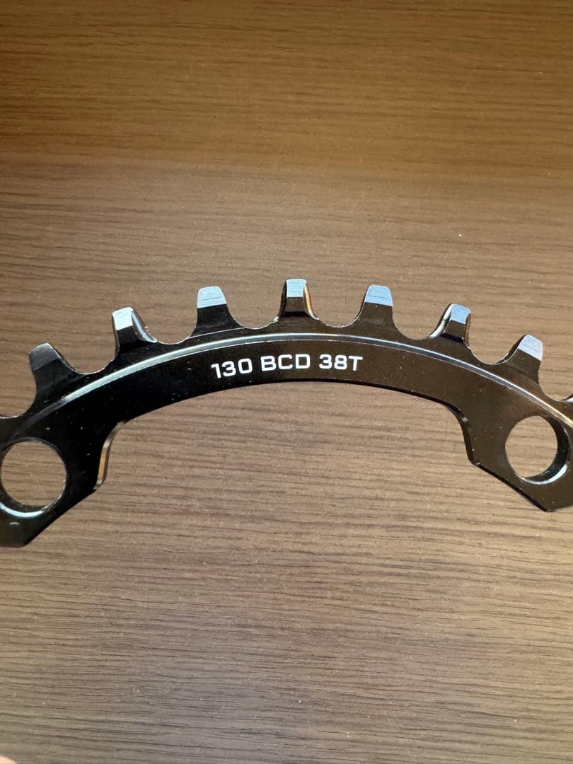 Puu1212　WOLFTOOTHチェーンリング　38T PCD130