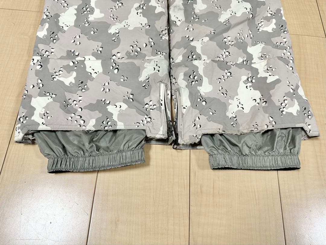 バートン スノーボード キッズ ウェア 上下セット セットアップ 迷彩 Lサイズ