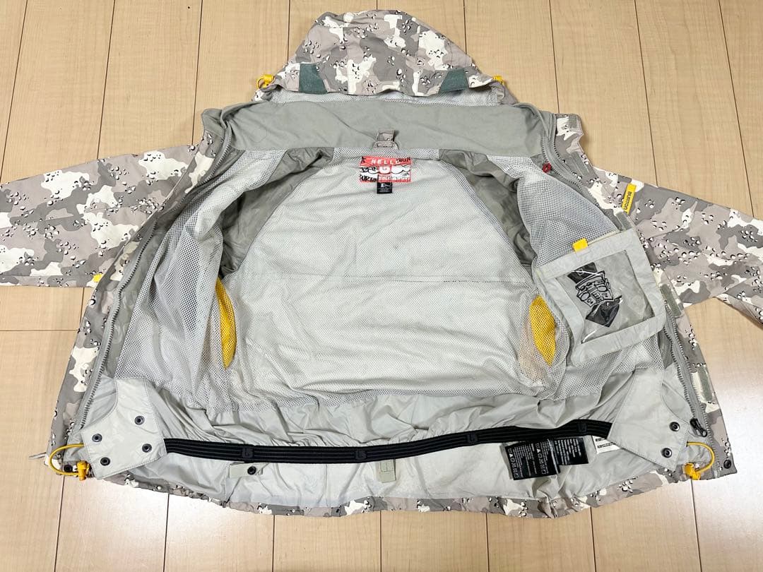 バートン スノーボード キッズ ウェア 上下セット セットアップ 迷彩 Lサイズ