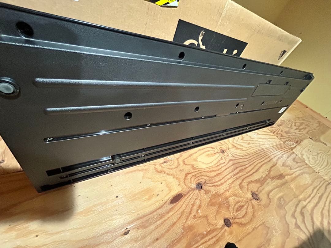 Roland ローランド JUNO-Gi キーボード【ケース、ペダル付き】