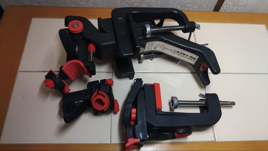 【初売りセール】シマノ 電動リール3000H(破損有) &1000EV ＋竿置き