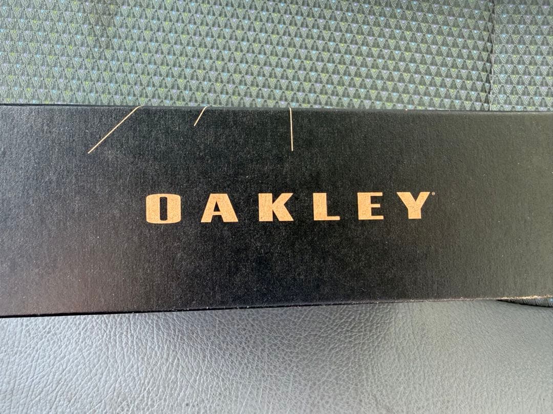 海外限定 新品 未使用 OAKLEY オークリー サングラス ラッチ latch