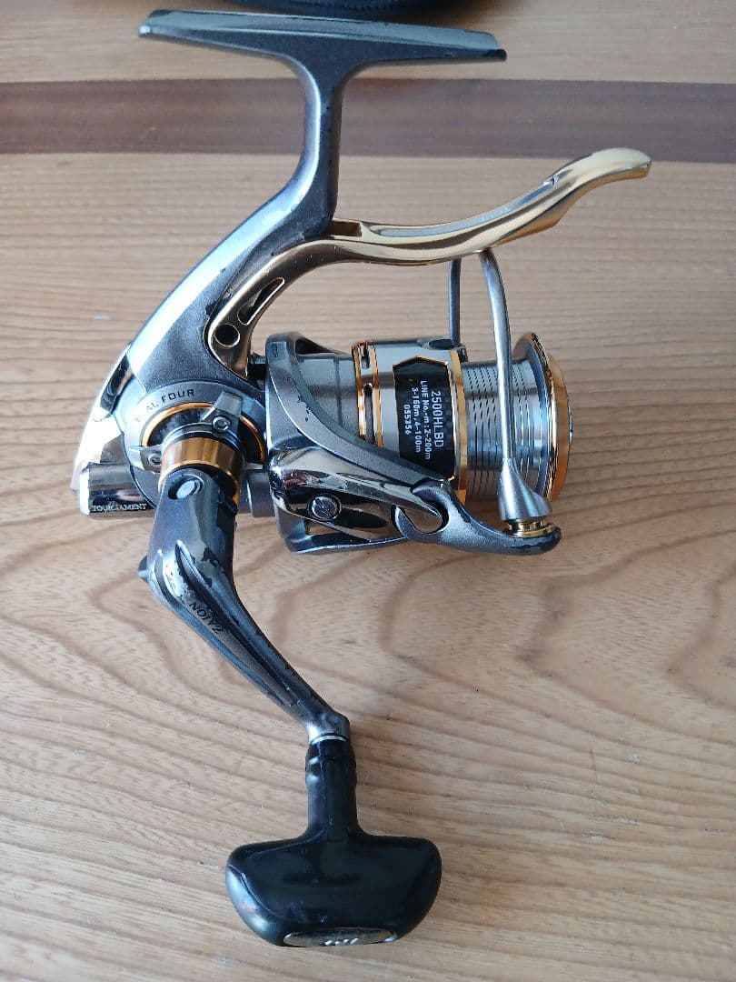 ダイワ12トーナメントiso2500HLBD