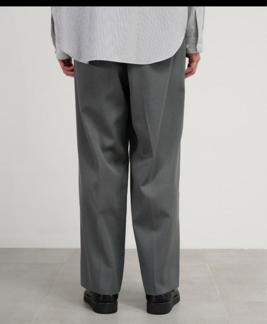 美品 PUBLIC TOKYO スラックス 含浸ウールギャバジン グレー メンズ