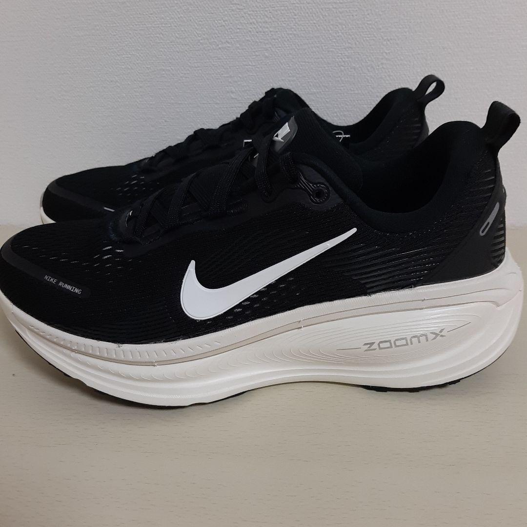 NIKEナイキ 　ウィメンズ ボメロ 18 /23.5cm　最終値下げ！