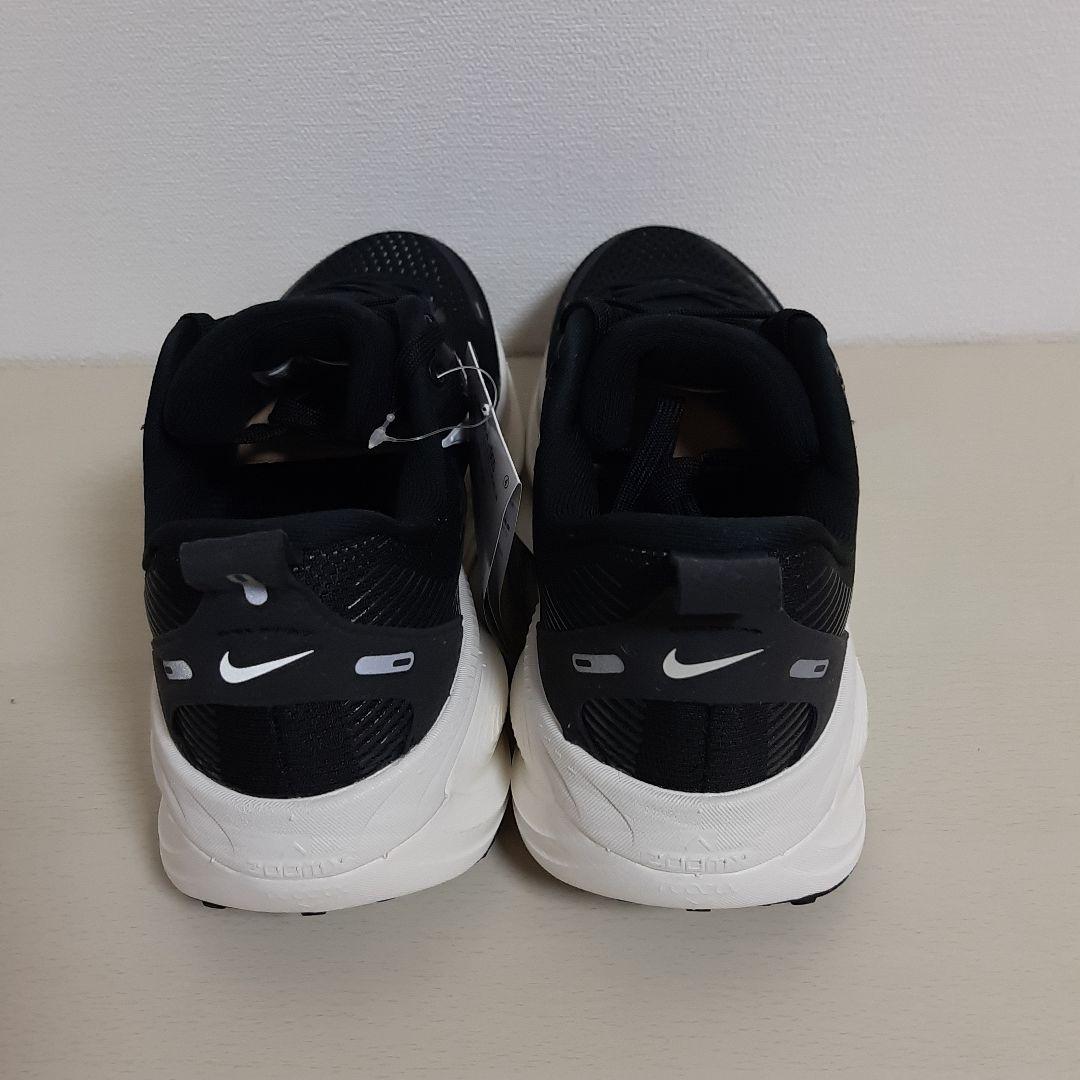 NIKEナイキ 　ウィメンズ ボメロ 18 /23.5cm　最終値下げ！