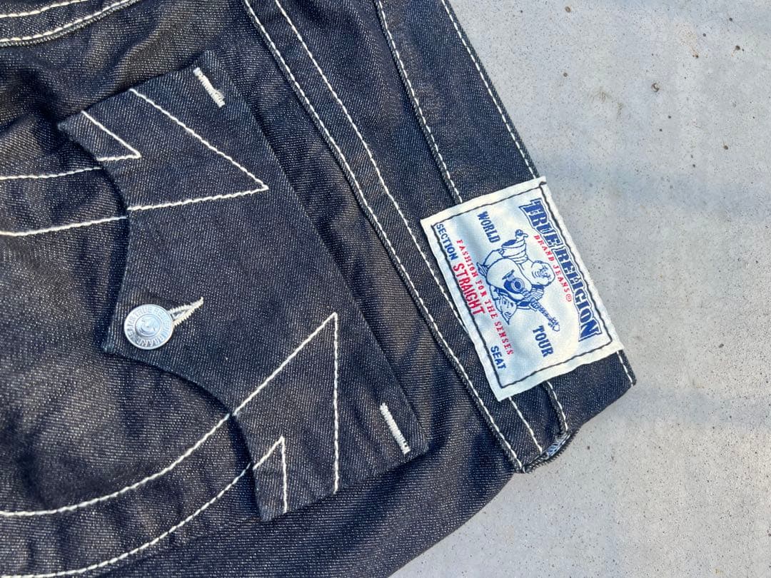 TRUE RELIGION 　ストレートデニム 40 新品未使用