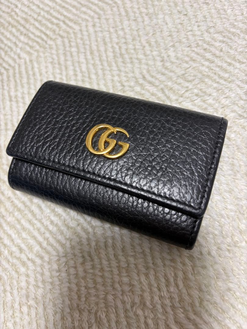【GUCCI 】グッチ GGマーモント 6連キーケース ブラック❗️