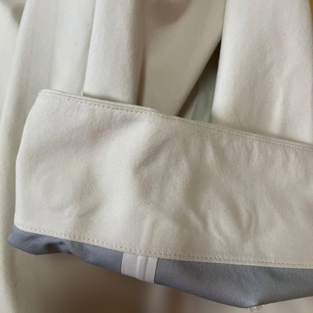 Lululemon 防水レインジャケットパ➖カーライトアイボリー色XS 未使用