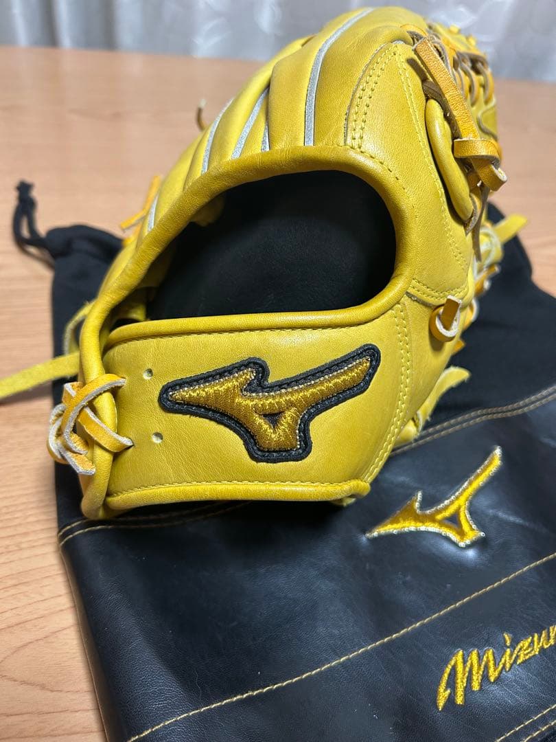 MizunoPro イエロー 野球グローブ　ミズノ　プロ