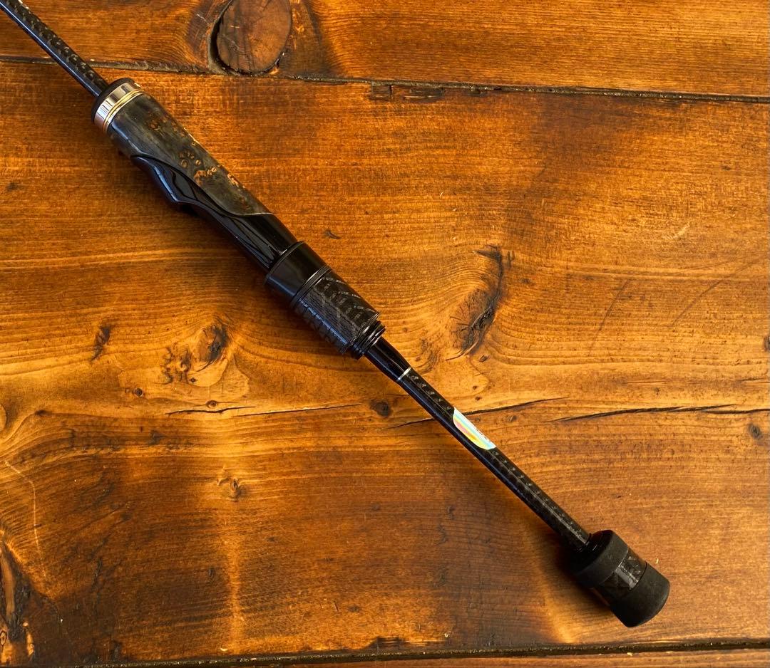 超軽量　カーボンロッド　スピニングロッド　S602L バスロッド　ウッドグリップ