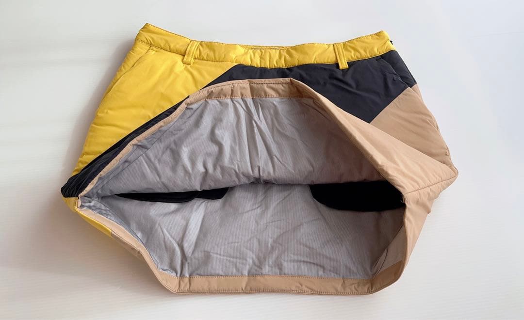 テーラーメイドゴルフ　防寒3点セット　中綿ジャケット　スカート　ハイネック