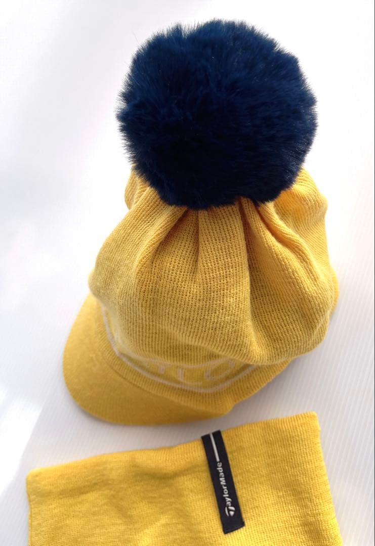 テーラーメイドゴルフ　防寒3点セット　中綿ジャケット　スカート　ハイネック