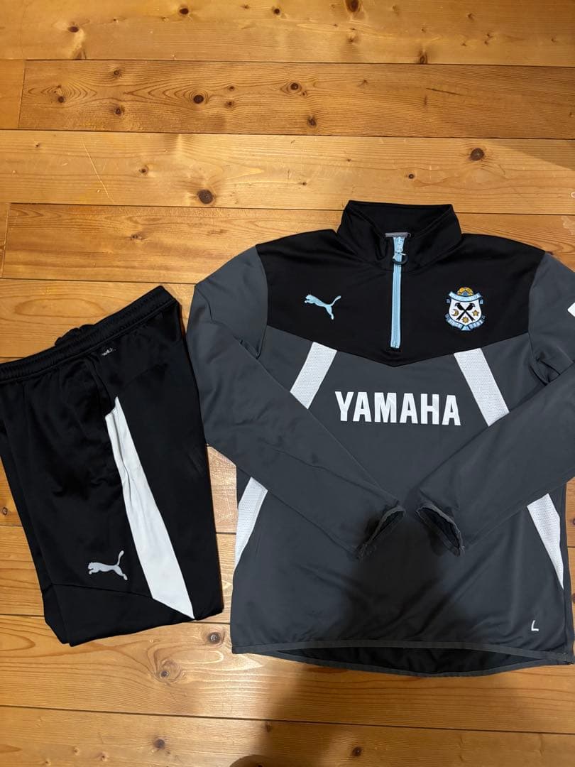 ジュビロ磐田トレーニングウェア上下セット PUMAウェア