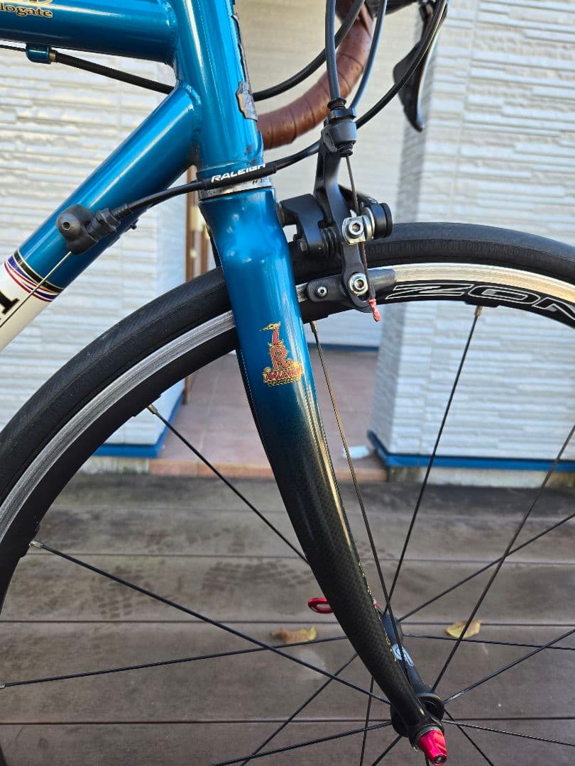 装備豪華　RALEIGH クロモリロードバイク 　カンパニョーロゾンダ