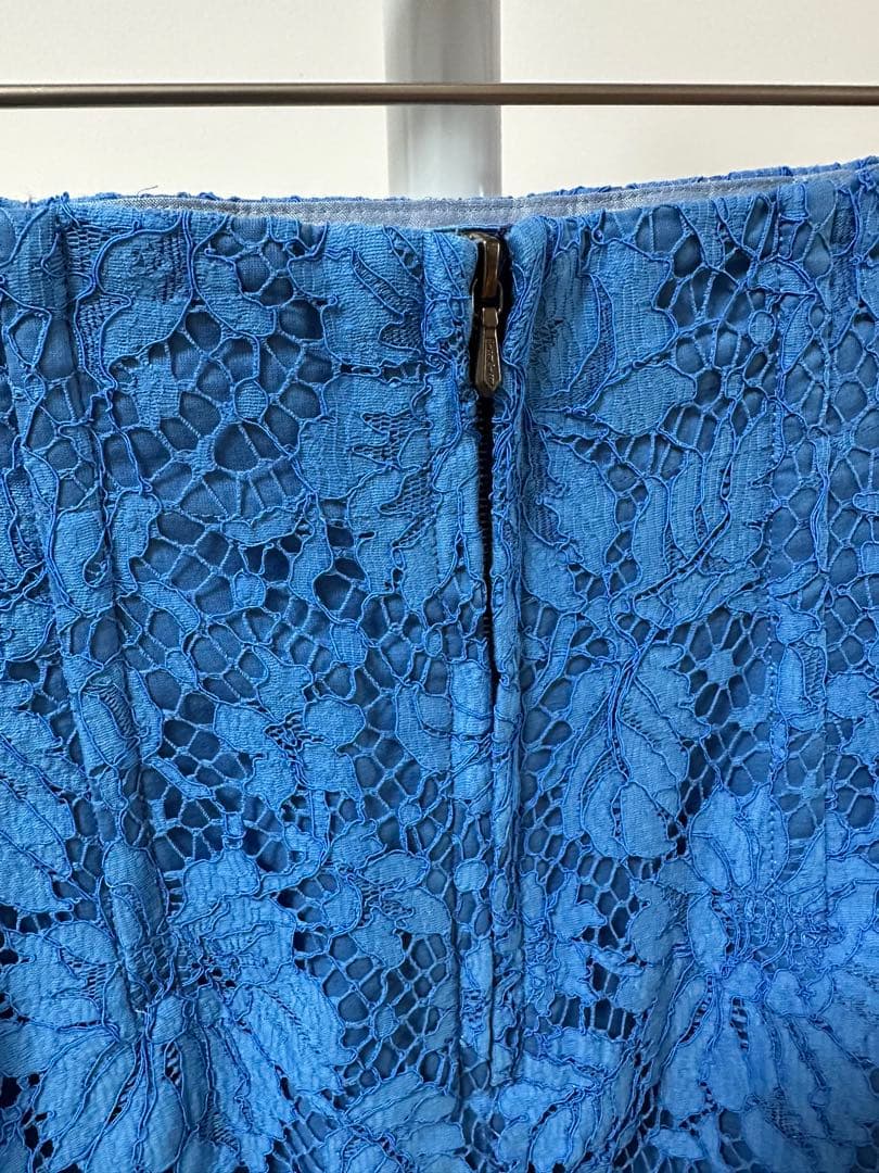 エブール新品紙タグ付き⭐️日本製❗️雑誌掲載⭐️フラワーコードレーストラペーズスカート